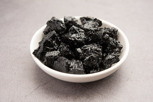 What Is Shilajit? Benefits, Active Compounds & How to Use It