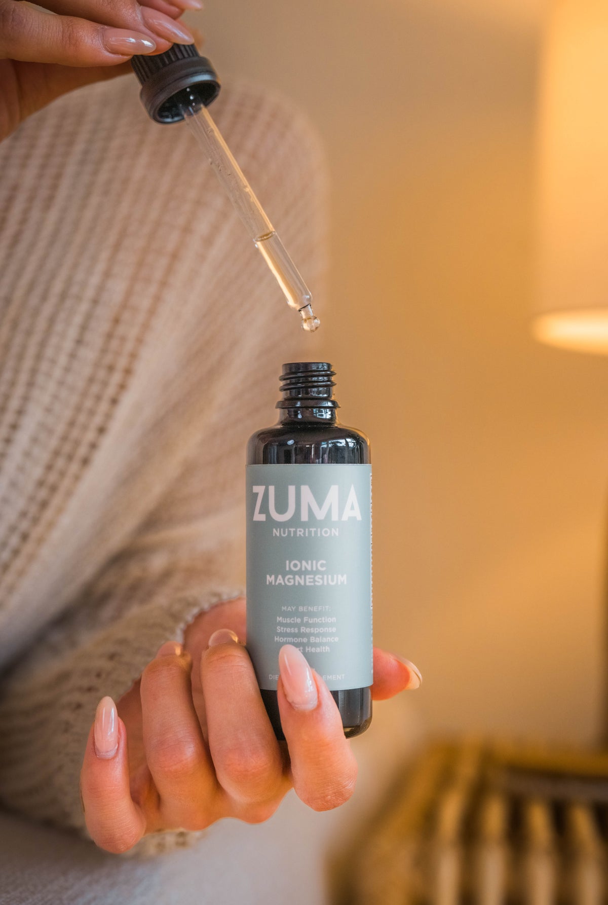 Ionic Magnesium dropper over the bottle